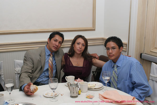 XF9Z0366-Studio25inc-2006-0904-01-PV-AC