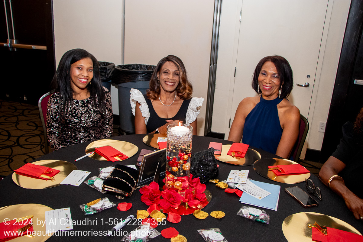 Retirement celebration of Mavis Cole on October 12, 2024 by Al Chaudhri / www.beautifulmemoriesstudio.photo