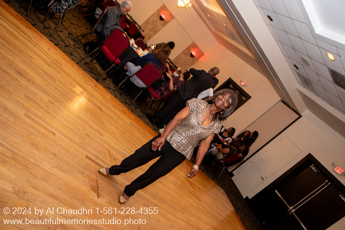 Retirement celebration of Mavis Cole on October 12, 2024 by Al Chaudhri / www.beautifulmemoriesstudio.photo