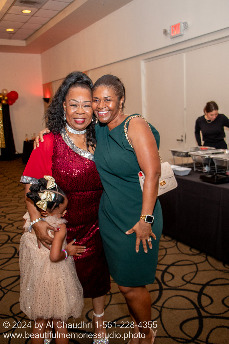 Retirement celebration of Mavis Cole on October 12, 2024 by Al Chaudhri / www.beautifulmemoriesstudio.photo