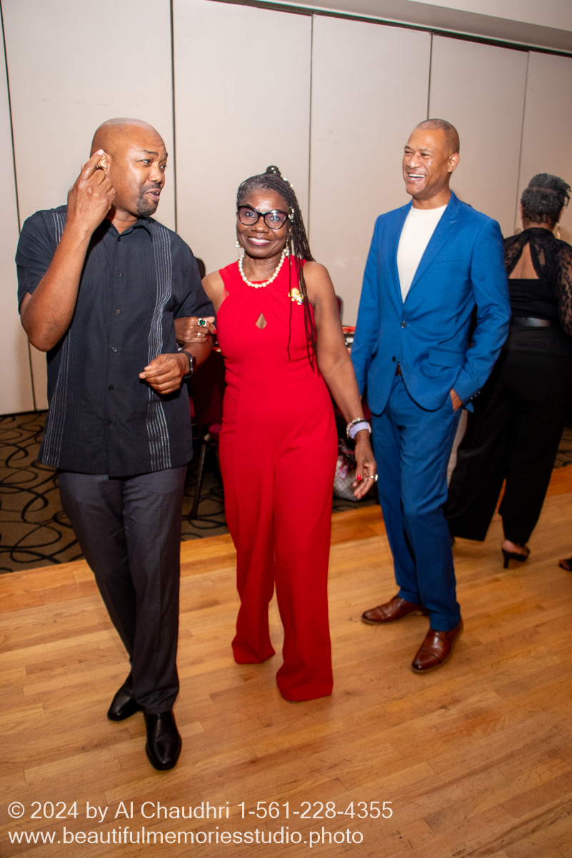 Retirement celebration of Mavis Cole on October 12, 2024 by Al Chaudhri / www.beautifulmemoriesstudio.photo