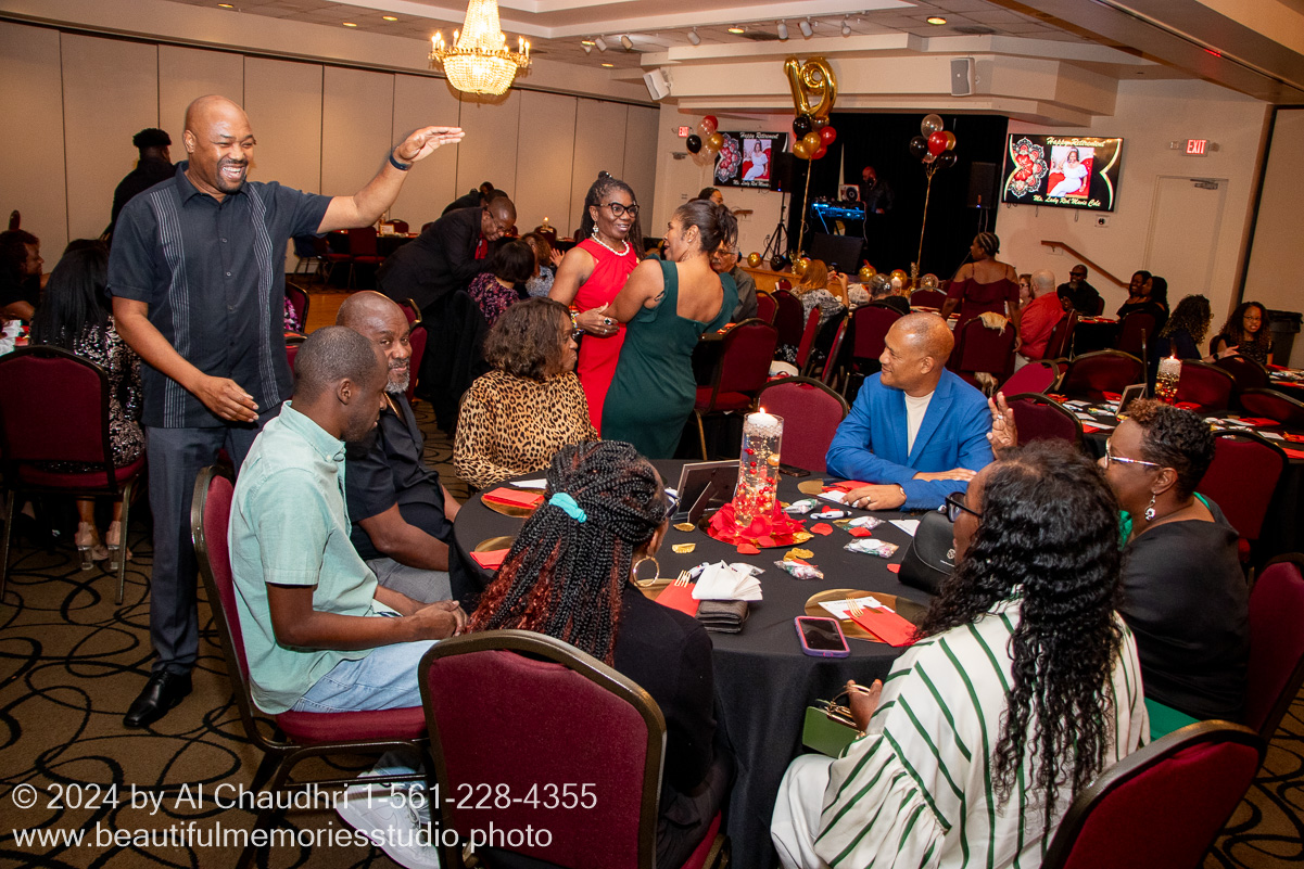 Retirement celebration of Mavis Cole on October 12, 2024 by Al Chaudhri / www.beautifulmemoriesstudio.photo