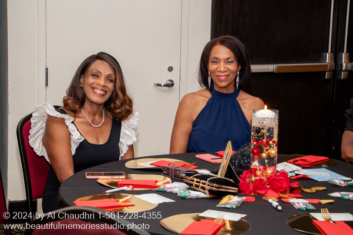 Retirement celebration of Mavis Cole on October 12, 2024 by Al Chaudhri / www.beautifulmemoriesstudio.photo