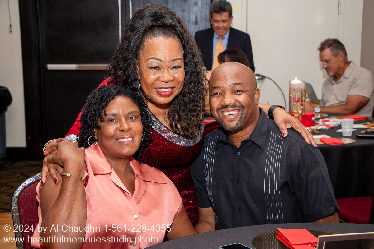 Retirement celebration of Mavis Cole on October 12, 2024 by Al Chaudhri / www.beautifulmemoriesstudio.photo