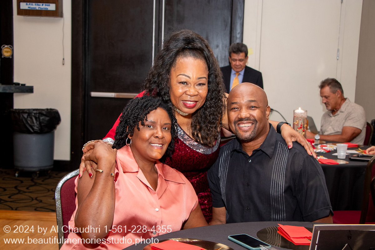 Retirement celebration of Mavis Cole on October 12, 2024 by Al Chaudhri / www.beautifulmemoriesstudio.photo