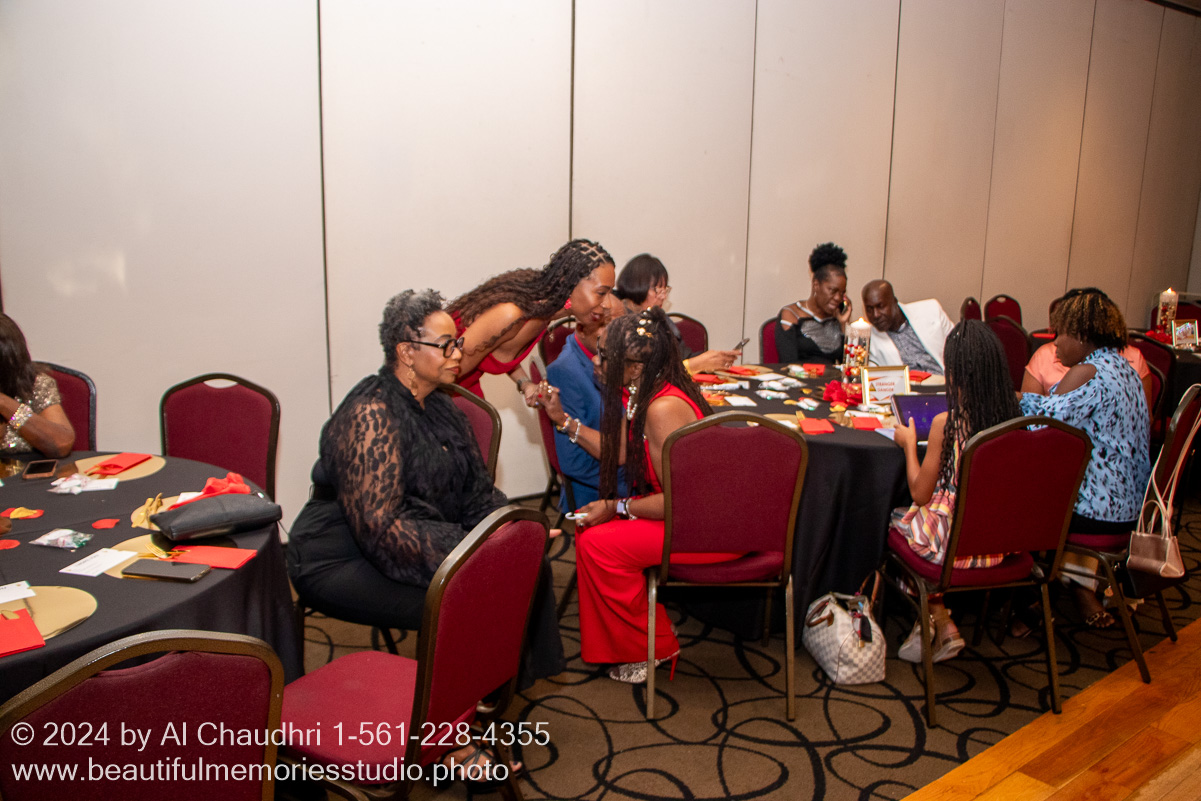 Retirement celebration of Mavis Cole on October 12, 2024 by Al Chaudhri / www.beautifulmemoriesstudio.photo
