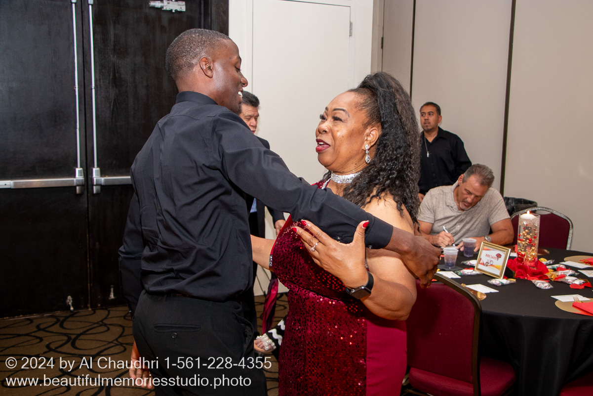 Retirement celebration of Mavis Cole on October 12, 2024 by Al Chaudhri / www.beautifulmemoriesstudio.photo