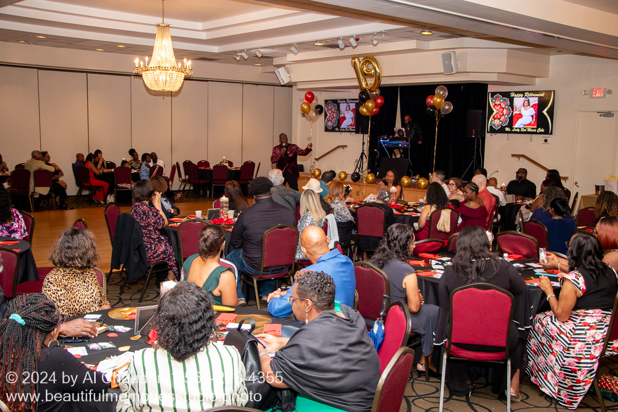 Retirement celebration of Mavis Cole on October 12, 2024 by Al Chaudhri / www.beautifulmemoriesstudio.photo