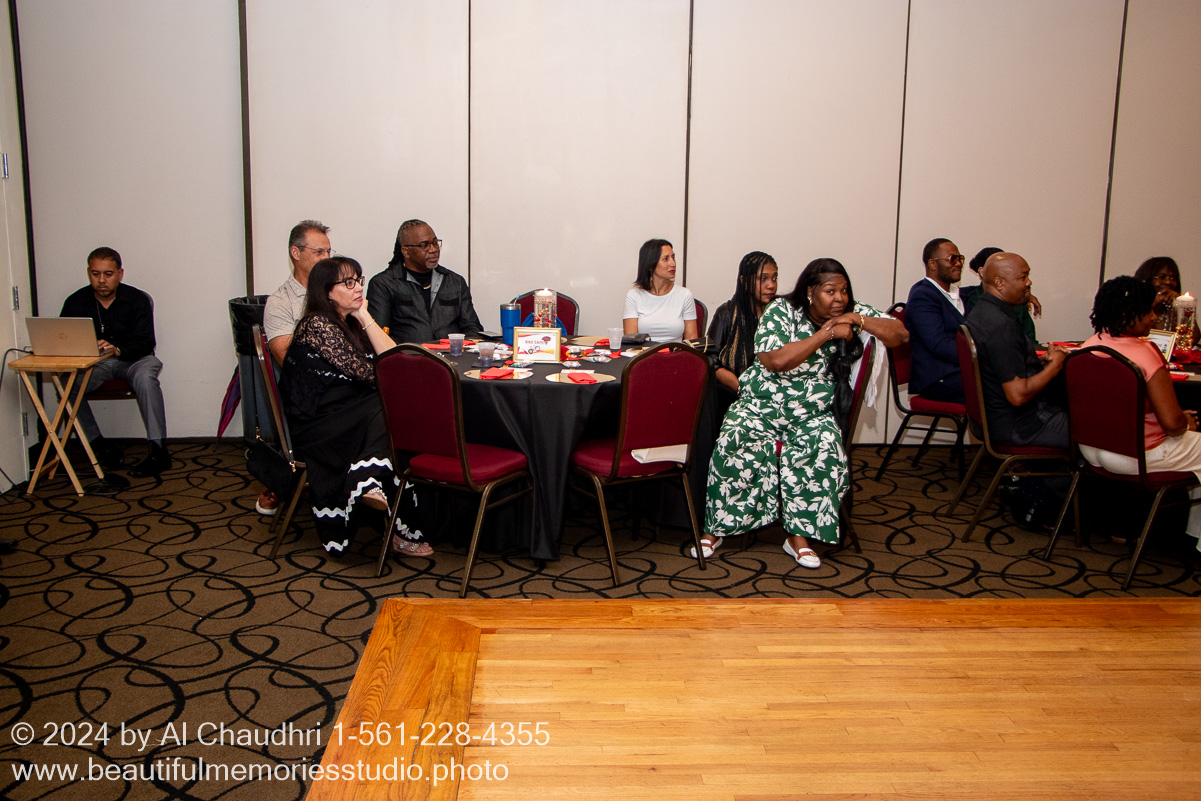 Retirement celebration of Mavis Cole on October 12, 2024 by Al Chaudhri / www.beautifulmemoriesstudio.photo