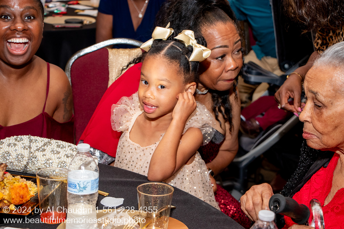 Retirement celebration of Mavis Cole on October 12, 2024 by Al Chaudhri / www.beautifulmemoriesstudio.photo