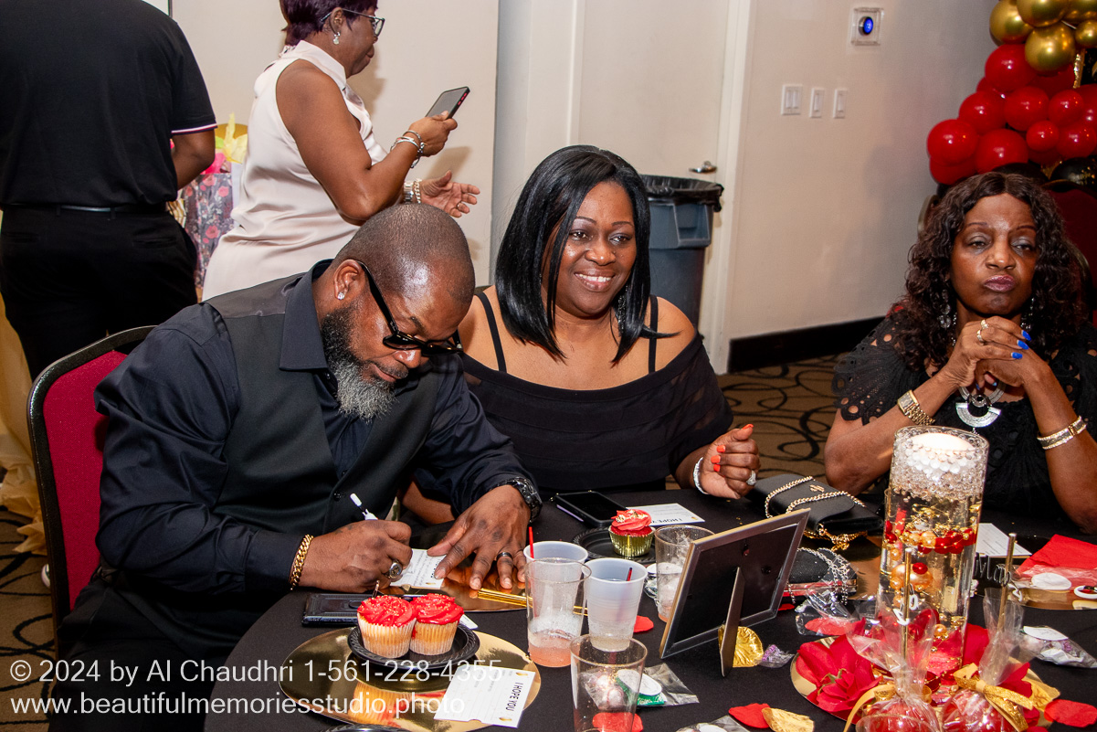 Retirement celebration of Mavis Cole on October 12, 2024 by Al Chaudhri / www.beautifulmemoriesstudio.photo