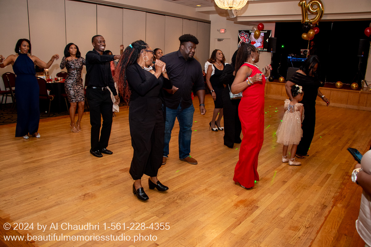 Retirement celebration of Mavis Cole on October 12, 2024 by Al Chaudhri / www.beautifulmemoriesstudio.photo