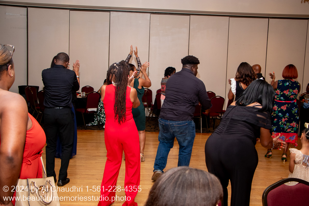 Retirement celebration of Mavis Cole on October 12, 2024 by Al Chaudhri / www.beautifulmemoriesstudio.photo