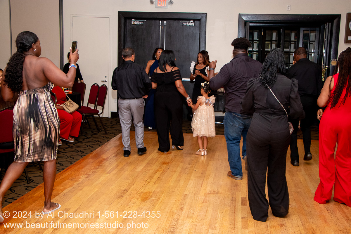 Retirement celebration of Mavis Cole on October 12, 2024 by Al Chaudhri / www.beautifulmemoriesstudio.photo