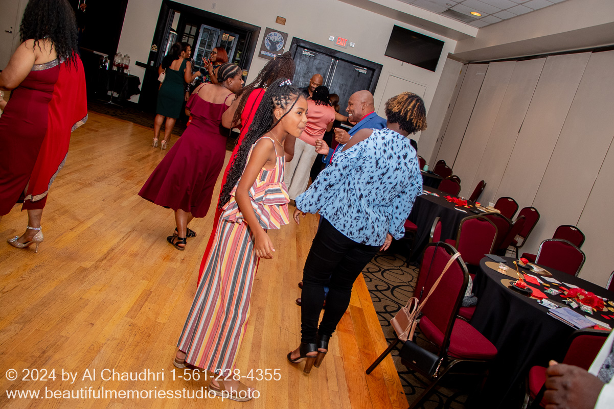 Retirement celebration of Mavis Cole on October 12, 2024 by Al Chaudhri / www.beautifulmemoriesstudio.photo