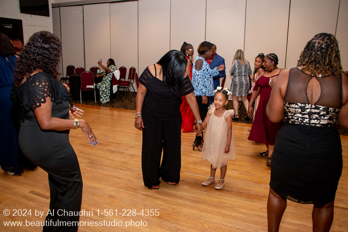 Retirement celebration of Mavis Cole on October 12, 2024 by Al Chaudhri / www.beautifulmemoriesstudio.photo