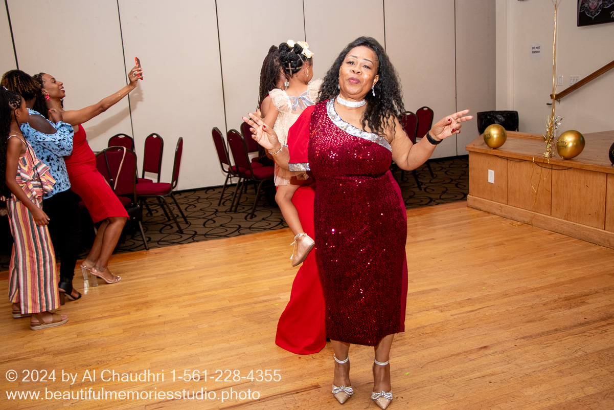Retirement celebration of Mavis Cole on October 12, 2024 by Al Chaudhri / www.beautifulmemoriesstudio.photo