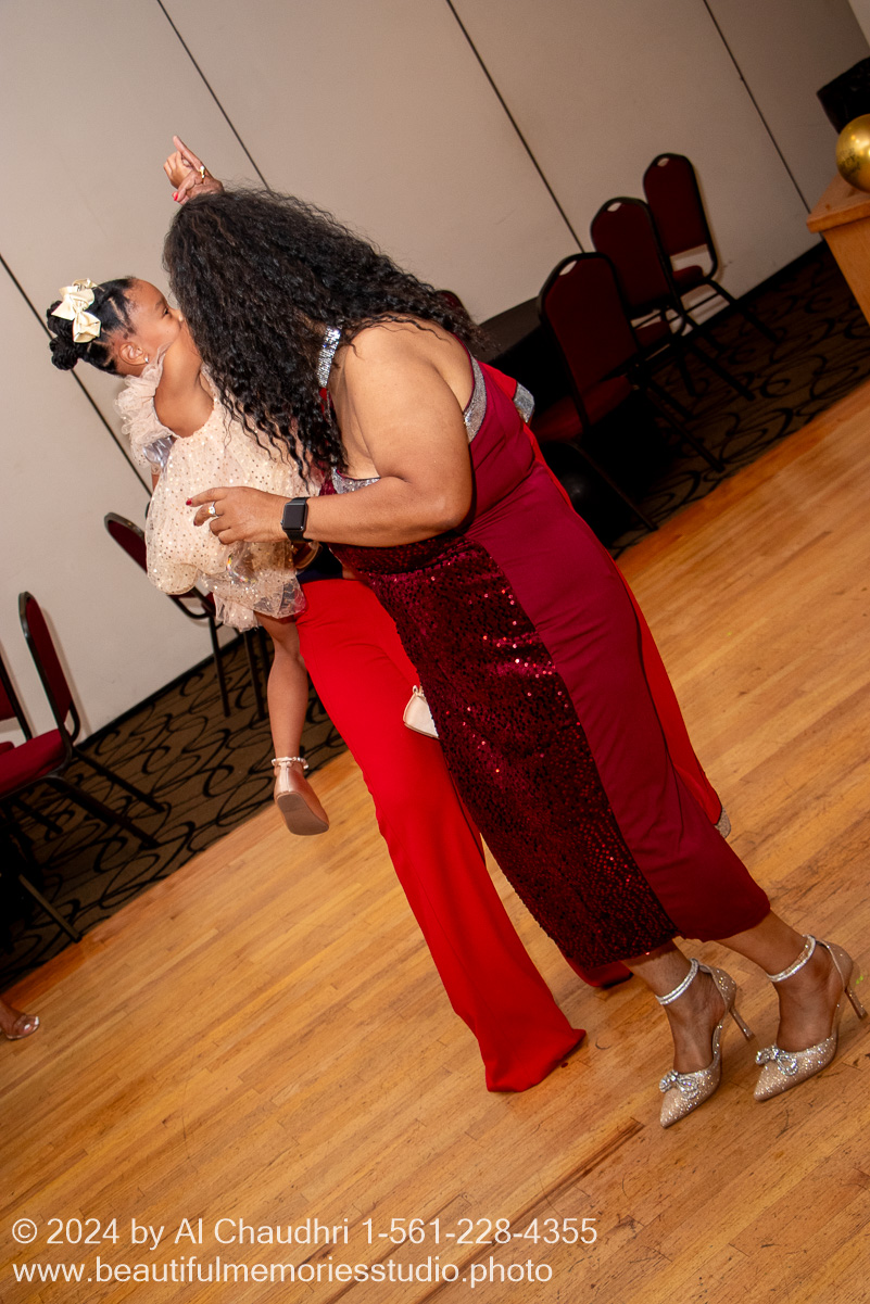 Retirement celebration of Mavis Cole on October 12, 2024 by Al Chaudhri / www.beautifulmemoriesstudio.photo