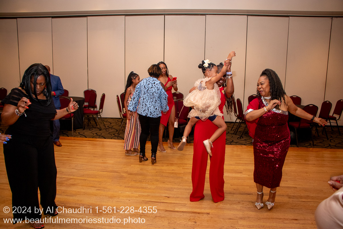 Retirement celebration of Mavis Cole on October 12, 2024 by Al Chaudhri / www.beautifulmemoriesstudio.photo